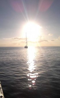 Premuda, la nostra barca al tramonto