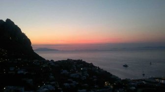 Fotografia numero 54 di Andrea "CAPRI AL TRAMONTO" del 10 Maggio 2012 CAPRI AL TRAMONTO